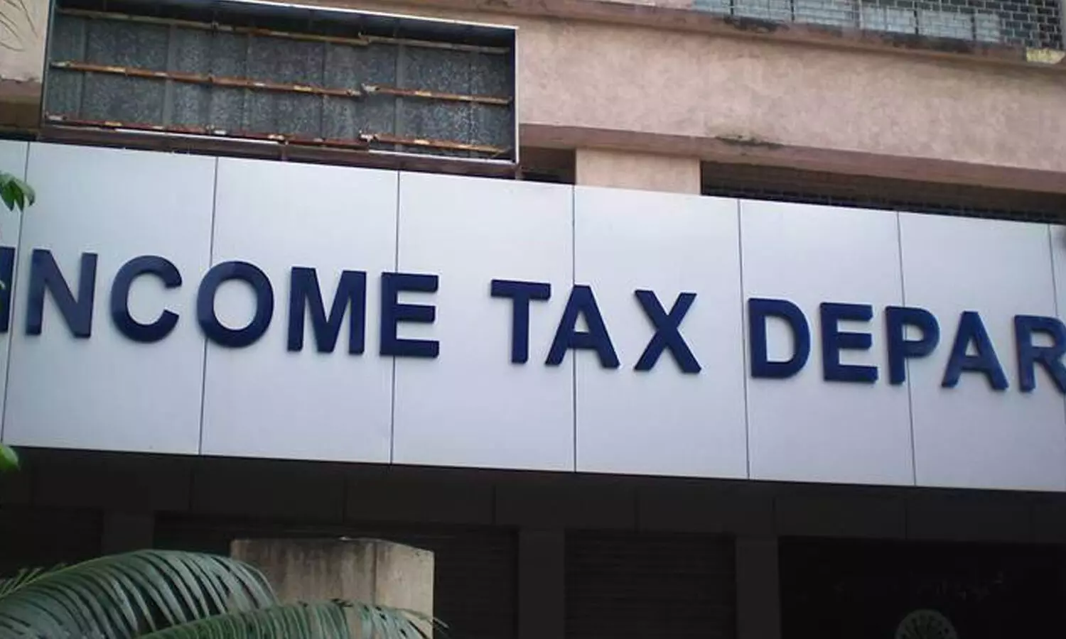 it raids in hyderabad