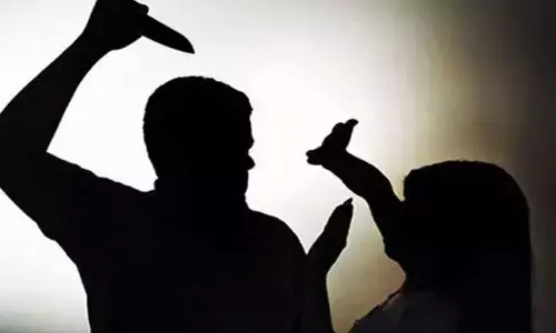 man attacks on girl, rejected lover attacks with blade, sangareddy crime news