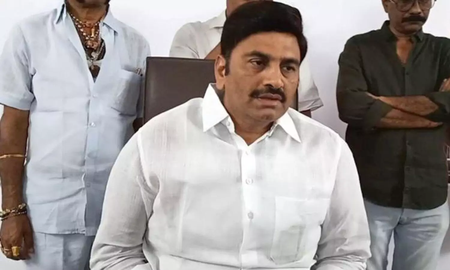 ఛాన్సే లేదు.. ఇకనైనా డ్రామాలు ఆపు