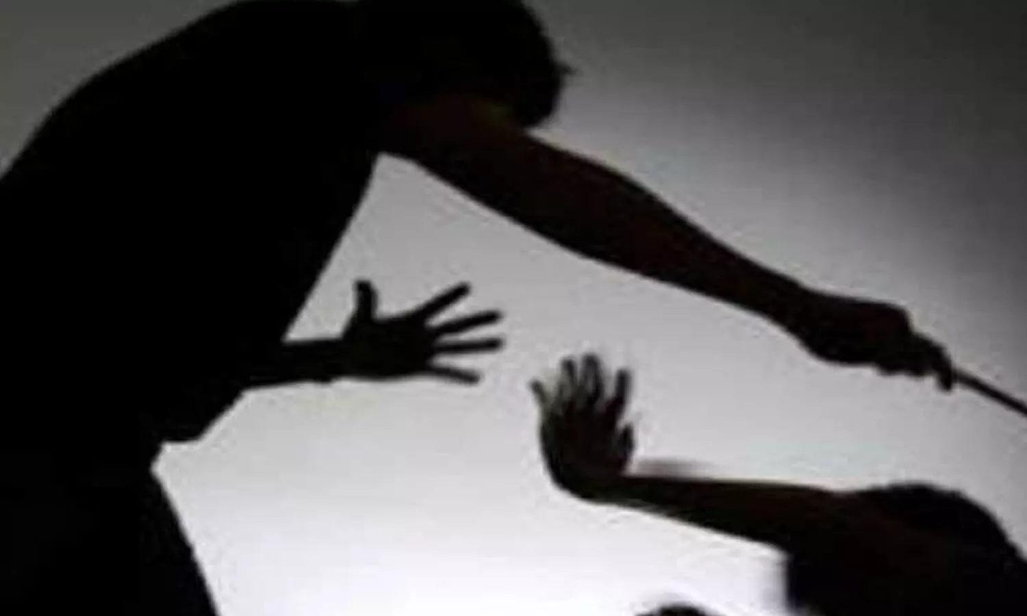 తెలుగు రాష్ట్రాల్లో తండ్రిపై కొడుకు, కొడుకుపై తండ్రి దాడులు తెలుగు రాష్ట్రాల్లో తండ్రిపై కొడుకు, కొడుకుపై తండ్రి దాడులు