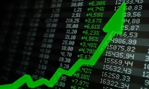 భారీ లాభాలతో ముగిసిన మార్కెట్లు