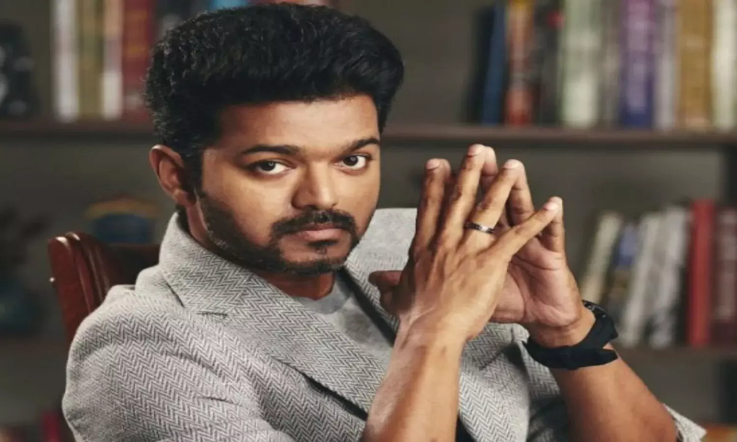 ఓటును అమ్ముకోవడంపై తలపతి విజయ్ సంచలన వ్యాఖ్యలు ఓటును అమ్ముకోవడంపై తలపతి విజయ్ సంచలన వ్యాఖ్యలు