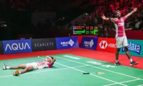 ప్రణయ్ కు షాక్.. ఫైనల్ కు సాత్విక్‌ సాయిరాజ్‌– చిరాగ్‌ శెట్టి జోడి