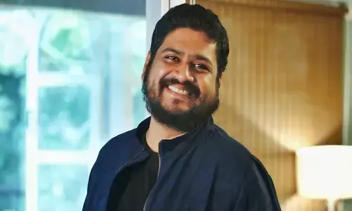 ట్రోల్స్ పై స్పందించిన ఓం రౌత్ : వాళ్లంతా మూర్ఖులు