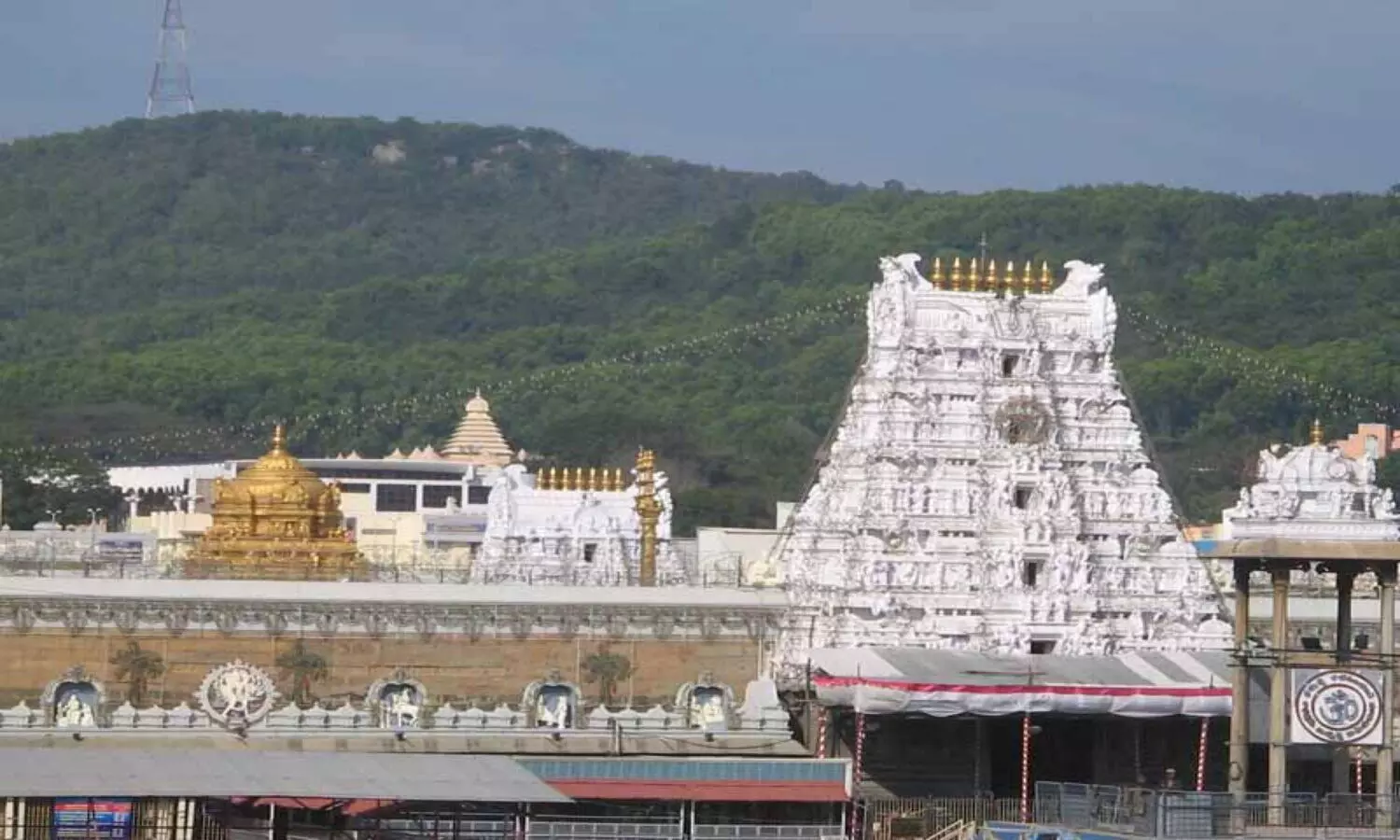rush, devotees, tirumala, income