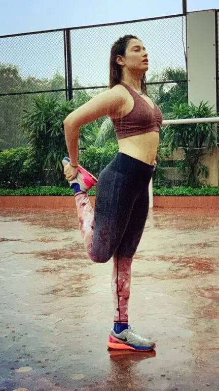 తమన్నా యోగా పాఠాలు