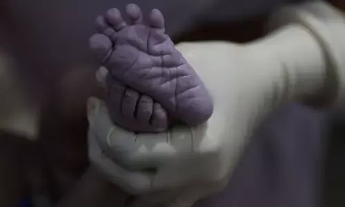 women kills her new born babies