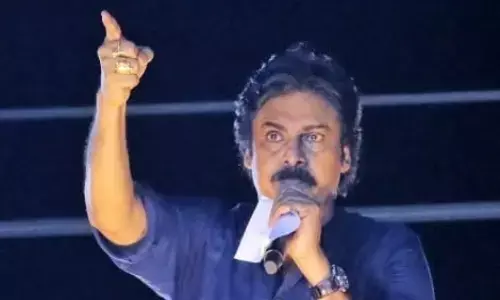 వైసీపీ గూండాలను ఇళ్లలోంచి లాక్కొచ్చి మరీ కొడతాం: పవన్ కళ్యాణ్