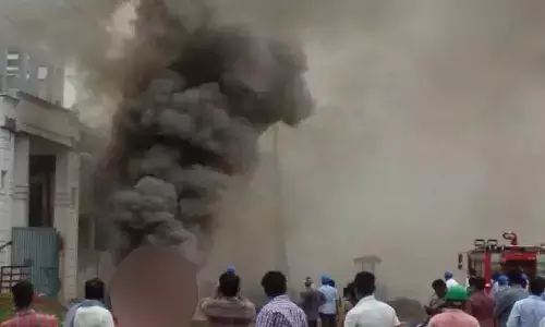 అచ్యుతాపురంలో భారీ అగ్ని ప్రమాదం.. ఇద్దరు మృతి