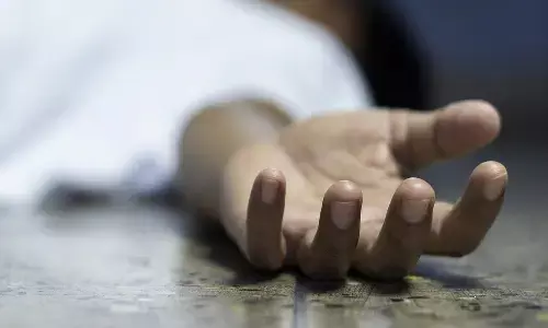 ఇంటిని, ఇల్లాలిని మరిచిపోయాడు.. ఇక భరించలేక ఆ భార్య..