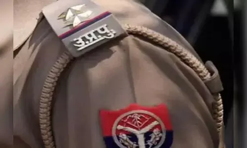 నీ భార్యను మాకు ఇవ్వు