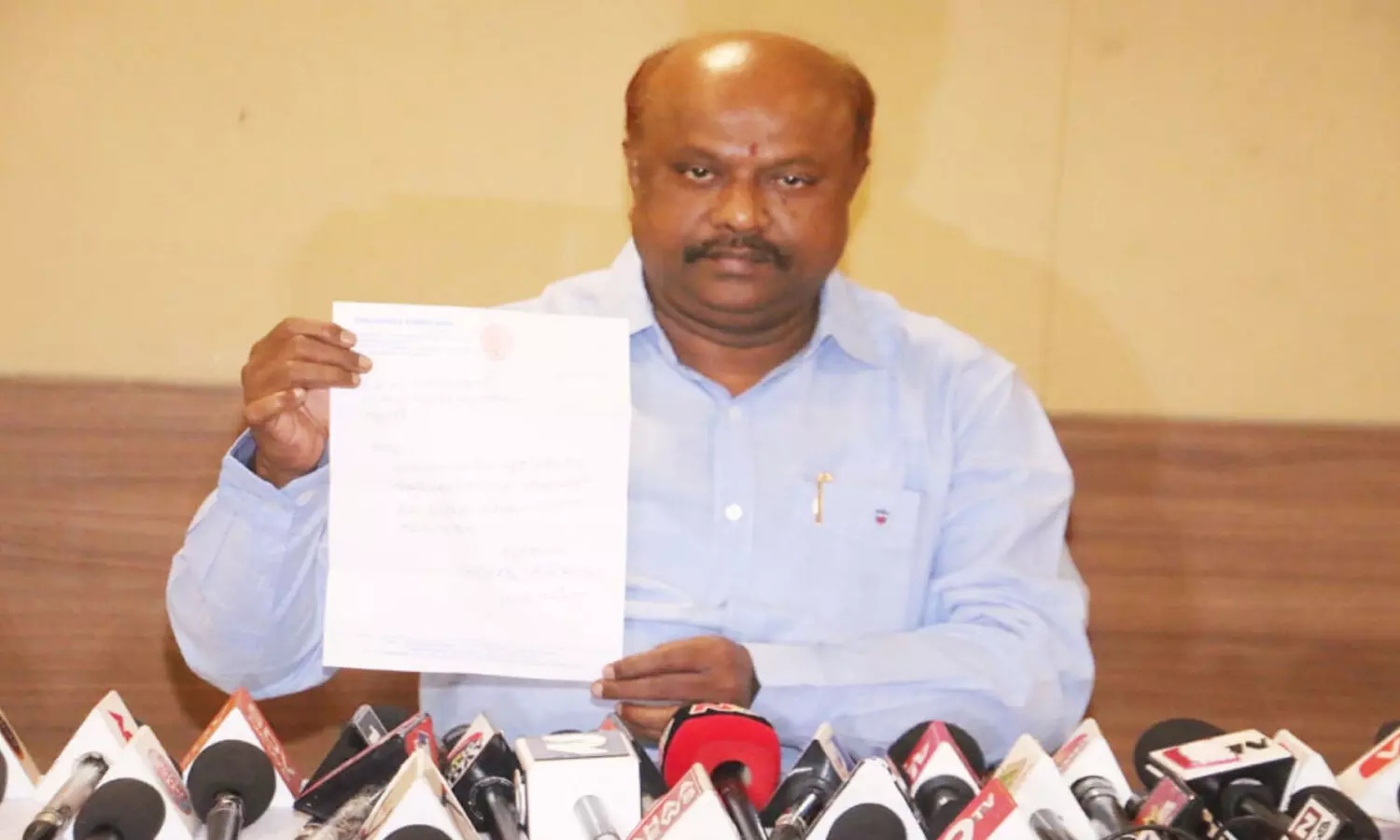 panchakarla ramesh resigned to ysrcp, vizag ycp president