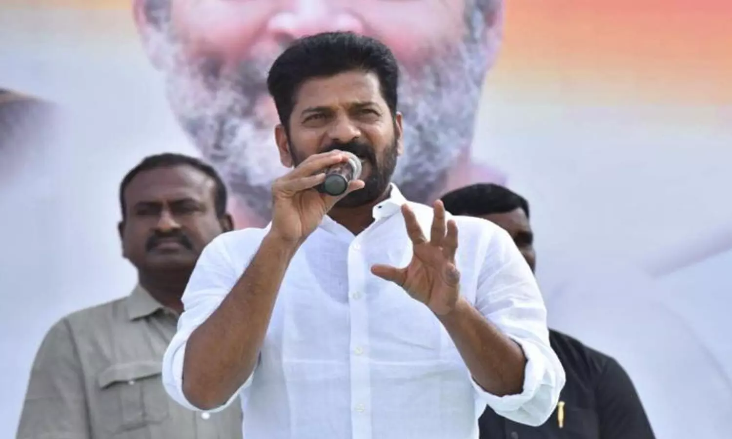 కాంగ్రెస్ కార్యకర్తలకు రేవంత్ హెచ్చరిక