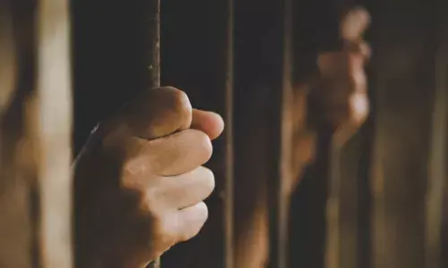 గచ్చిబౌలి పోలీస్‌స్టేషన్‌లో వ్యక్తి మృతి.. ఆ అనుమానాలు