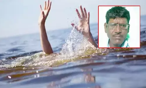 వద్దని వారించినా వినలేదు.. వాగులో వ్యక్తి గల్లంతు