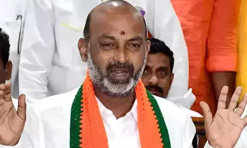 bandi sanjay, union minister,  brs, congress, bandi sanjay said that the brs and congress parties are mired in corruption, telangana politics