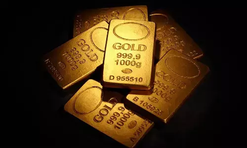 gold , Hyderabad airport, Smuggling