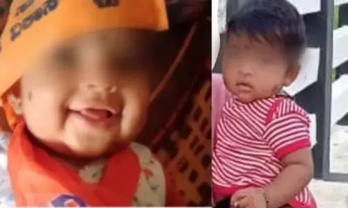 మొబైల్ ఛార్జర్ వైర్ ను నమిలిన 8 నెలల పాప