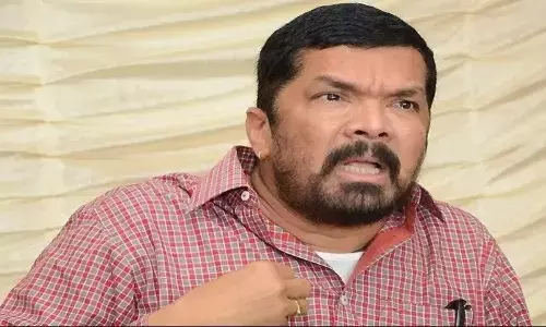 కాపు అయ్యుండి.. కమ్మ బాబు గెలవాలని చూస్తున్న పవన్ కళ్యాణ్: పోసాని