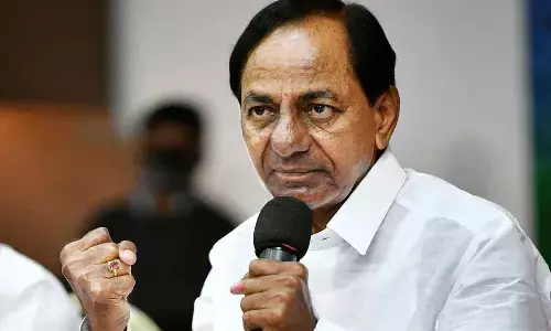 వచ్చే ఎన్నికల్లో కేంద్రం మెడలు వచ్చి దేశాన్ని అభివృద్ధి చేసి తీరుతాం.. కేసీఆర్ సంచలన వ్యాఖ్యలు