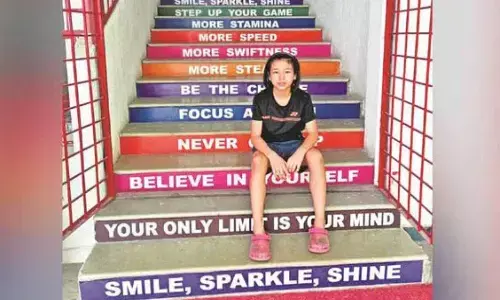 మణిపూర్ నుండి పారిపోయి.. హైదరాబాద్ కు వచ్చింది