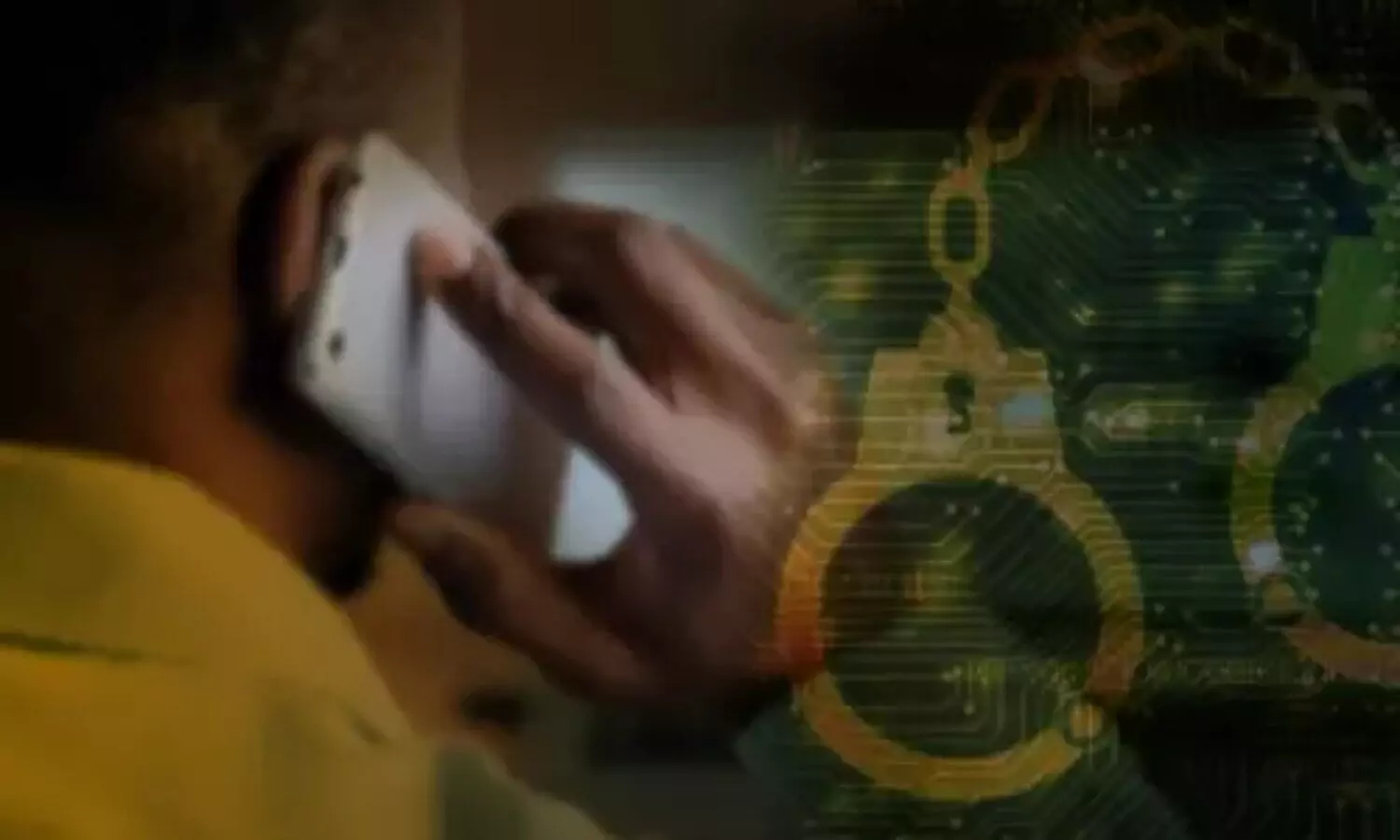 మహిళా పోలీసుకే 300 సార్లు కాల్ చేశాడు