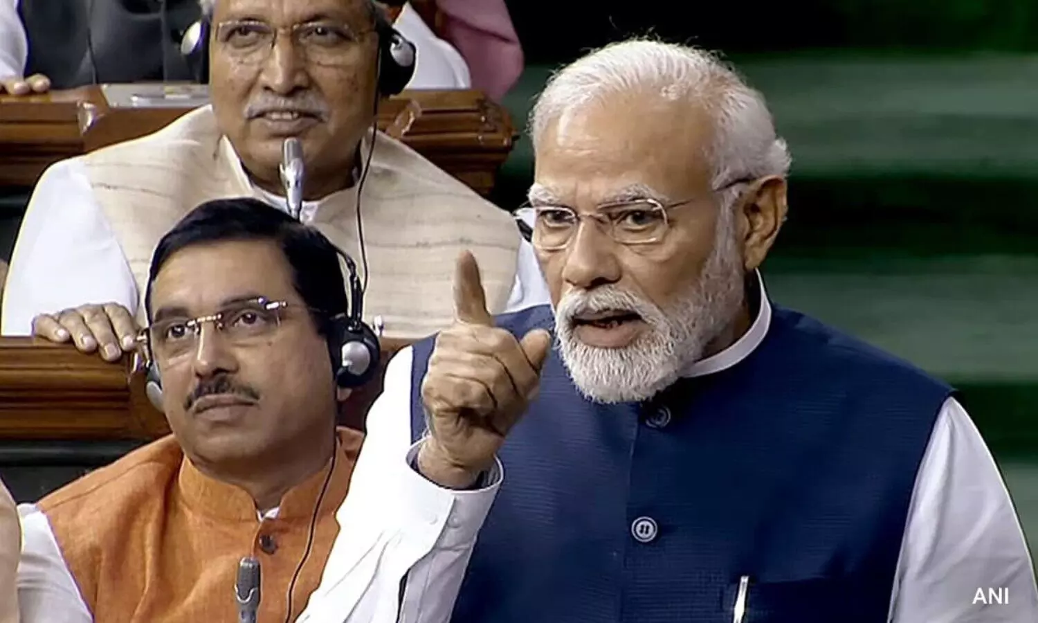 వీగిపోయిన అవిశ్వాసం