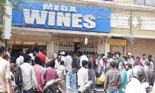 వైన్ షాపు టెండర్లకు అనూహ్య స్పందన.. ఇప్పటికే 6,913 దరఖాస్తులు