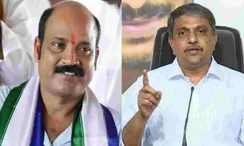 పార్టీ మారిన యార్లగడ్డ.. స్పందించిన సజ్జల