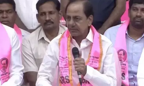 ముహూర్తం చూసుకునే ప్రకటిస్తున్నానని చెప్పిన సీఎం కేసీఆర్