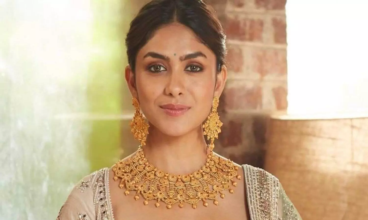 షాకిస్తున్న బంగారం ధర