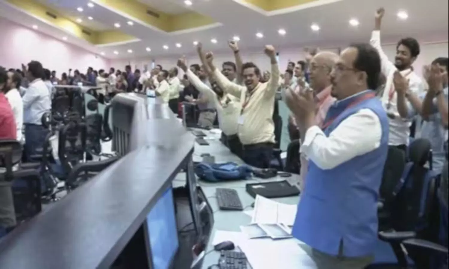 చంద్రయాన్ వెనుక ఉన్న తెలుగు వాళ్లు వీరే..!