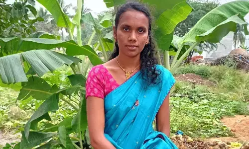 యూట్యూబ్ లో వీడియో చూసి భార్యకు కాన్పు చేసిన భర్త.. ఎంత పనైందంటే..!