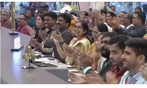 రేపు చంద్రయాన్ -3 సక్సెస్ మీట్, ఎక్కడో తెలుసా ?