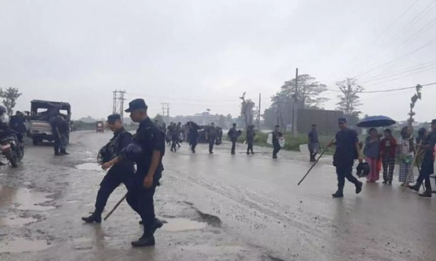 నేపాల్ శాంతి, సామరస్యాలను పరిరక్షించండి   ప్రధాని పుష్పకమల్ దహాల్, కాంగ్రెస్ అధ్యక్షుడు షేర్ బహదూర్ డ్యూబ విజ్ఞప్తి