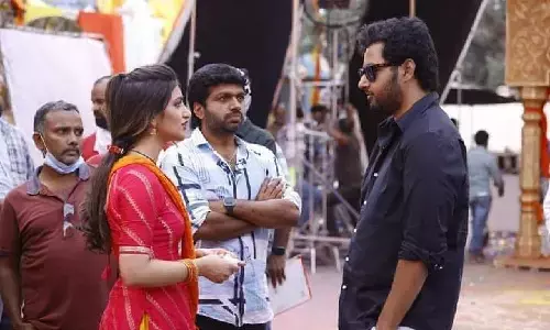 భగవంత్ కేసరి సెట్స్ లో శ్రీలీలతో మోక్షజ్ఞ ముచ్చట్లు..