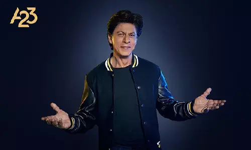 ఆ యాడ్ చేసినందుకు షారుఖ్ పై విమర్శలు..