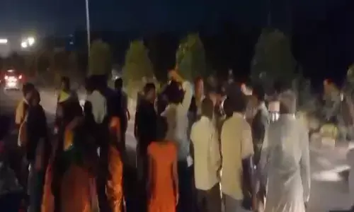 పెళ్ళికి హాజరైన కుటుంబం.. పిల్లాడు కనిపించకపోవడంతో..!