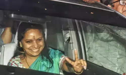 kalvakuntla kavitha, mlc, delhi liqour scam, notice