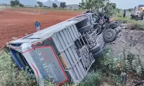 road accident, indra bus, rtc, yarragondapalem