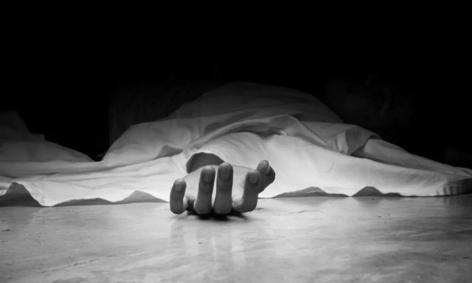 బోరు బావి మోటారు ఎత్తుతుండగా.. ముగ్గురు మృతి