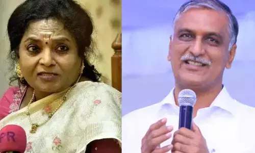 తమిళిసై గవర్నర్‌గా ఉండకూడదు: హరీశ్ రావు