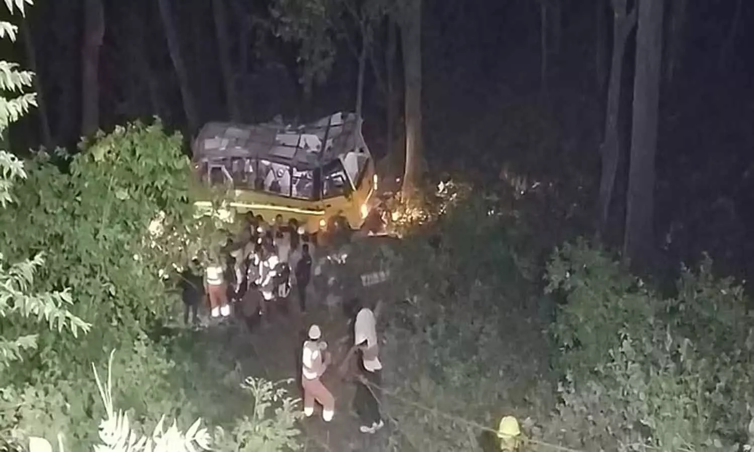 uttarakhand, bus accident, 7 members die, nainital,