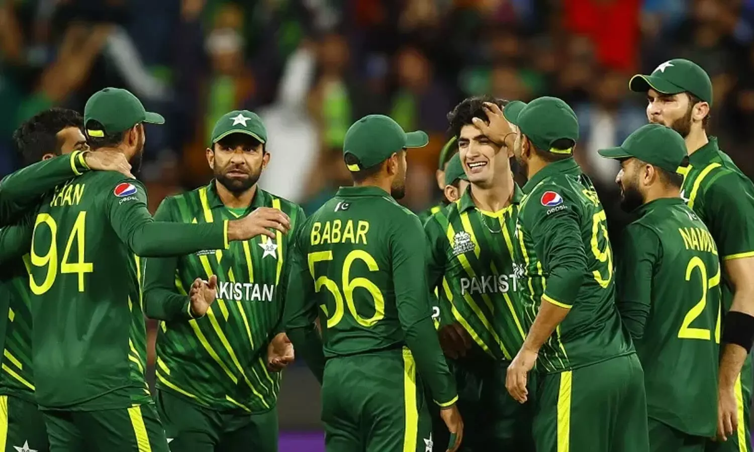 పాక్ ఆటగాళ్లకు వైరల్ ఫీవర్.. ఆస్ట్రేలియాతో మ్యాచ్‌కు