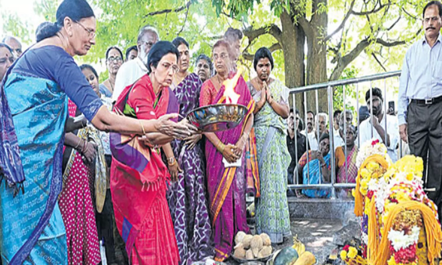 నేటి నుంచి నిజం గెలవాలి