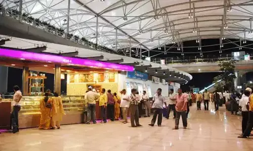 gold, smuggling, airport, hyderabad