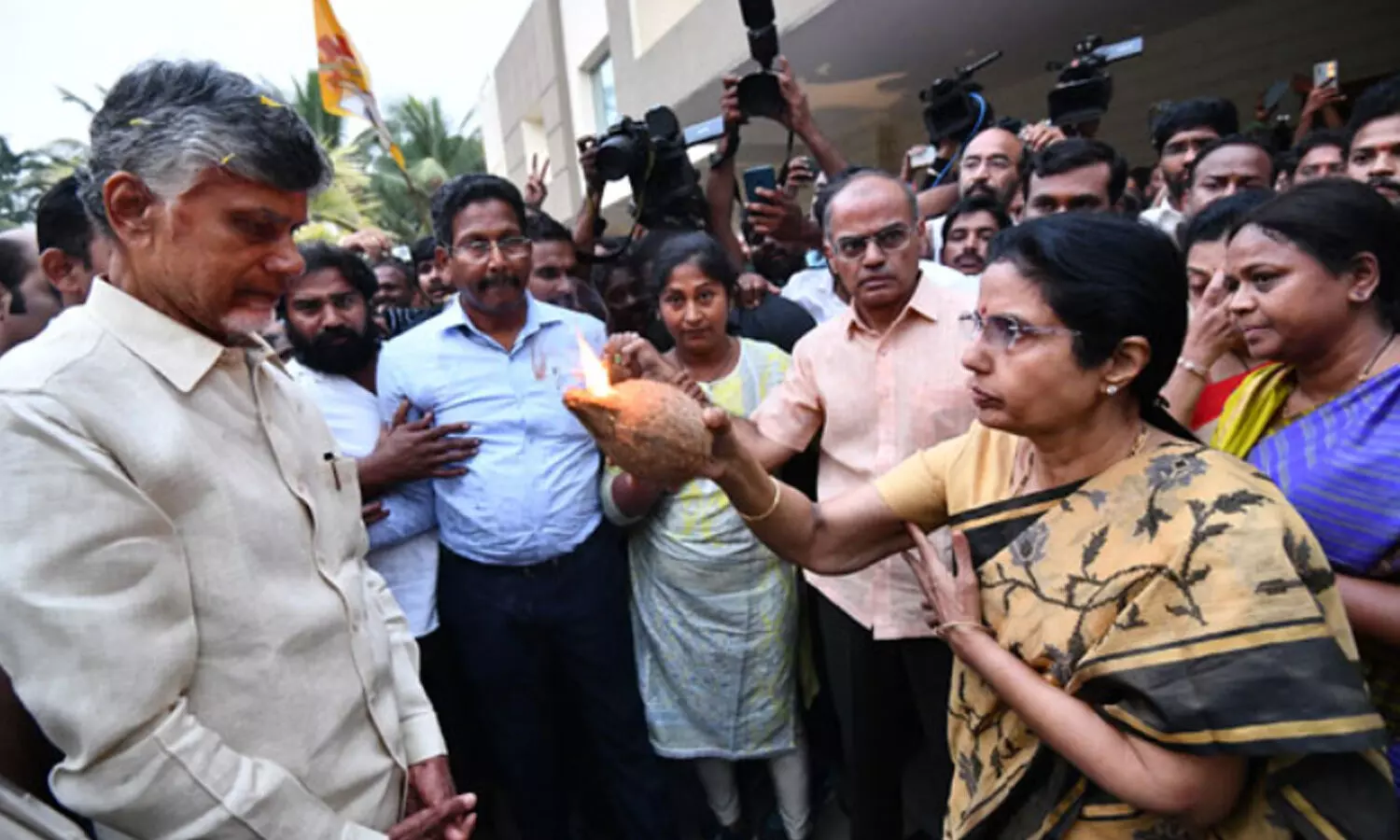chandrababu, tdp chief, rajahumundry, undavalli