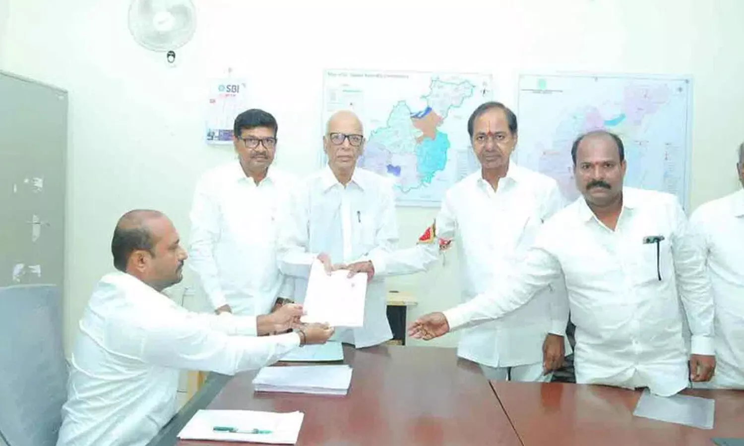 kcr, gajwel constituency, nominations, evms
