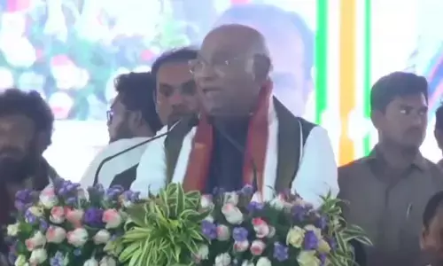 mallikarjuna kharge, congress, kcr, Nalgonda, public meeting, election campaign