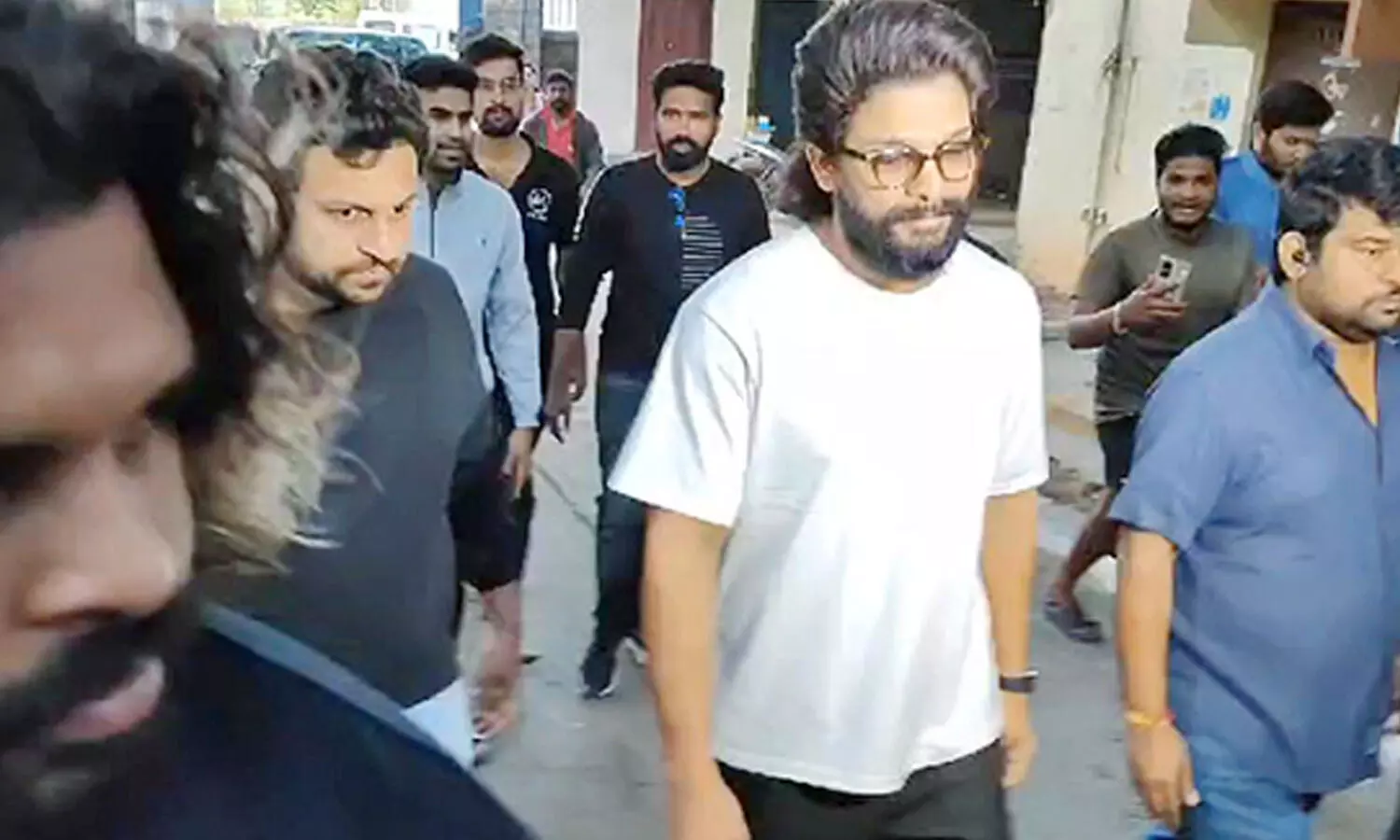 movie heroes, vote, telangana, elections